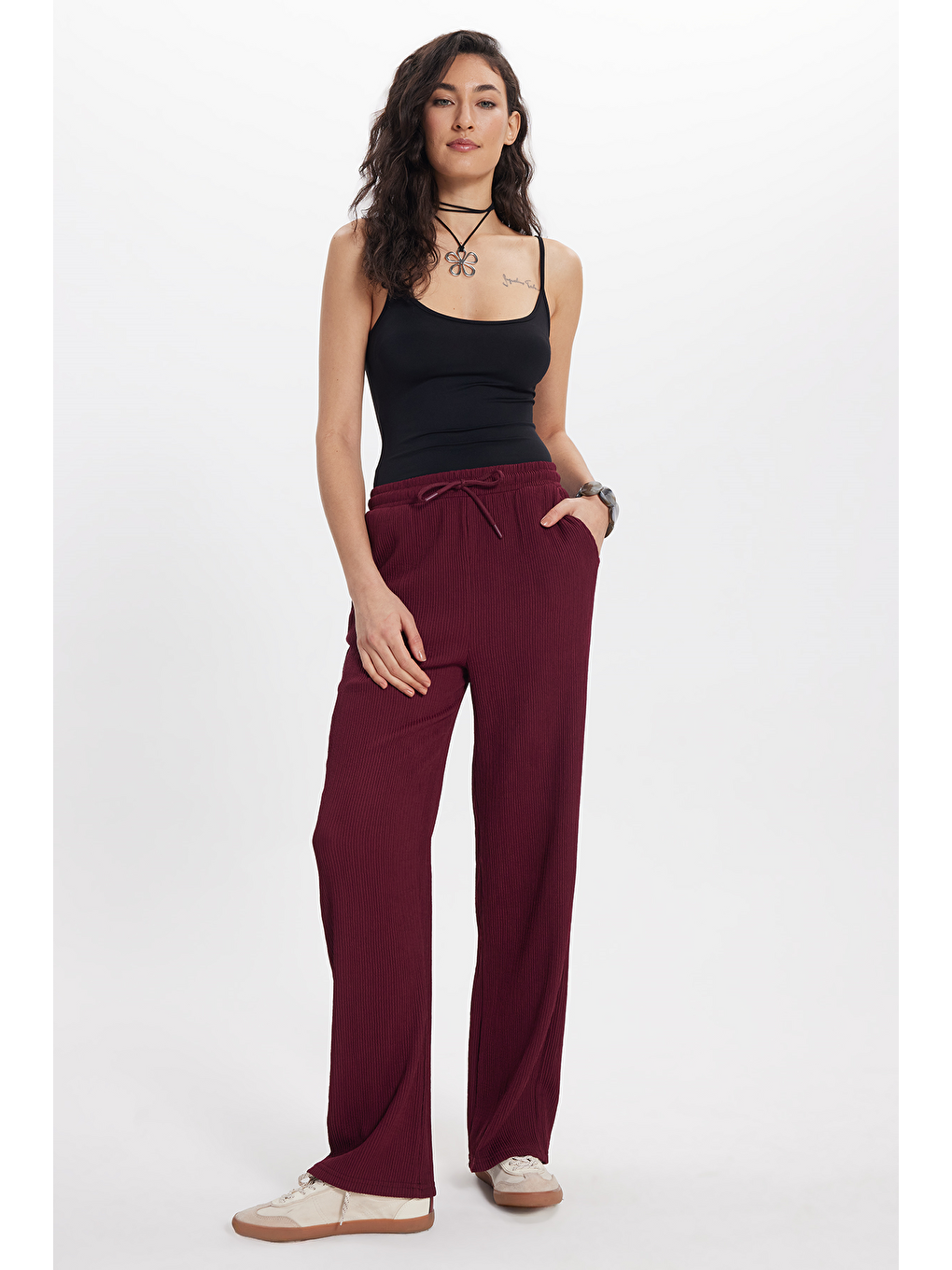 Kadın Slim Fit Dar Kesim Pamuklu Elastanlı İnce Askılı Siyah Atlet-1