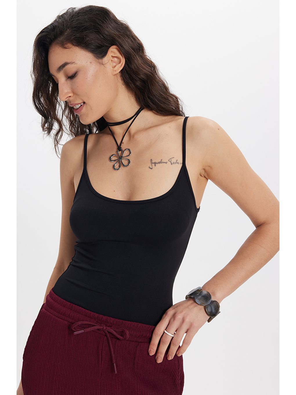 Kadın Slim Fit Dar Kesim Pamuklu Elastanlı İnce Askılı Siyah Atlet-2