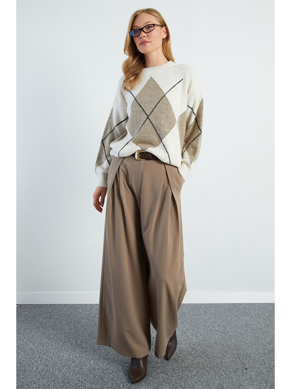 Bej Baklava Desenli Oversize Kazak-2