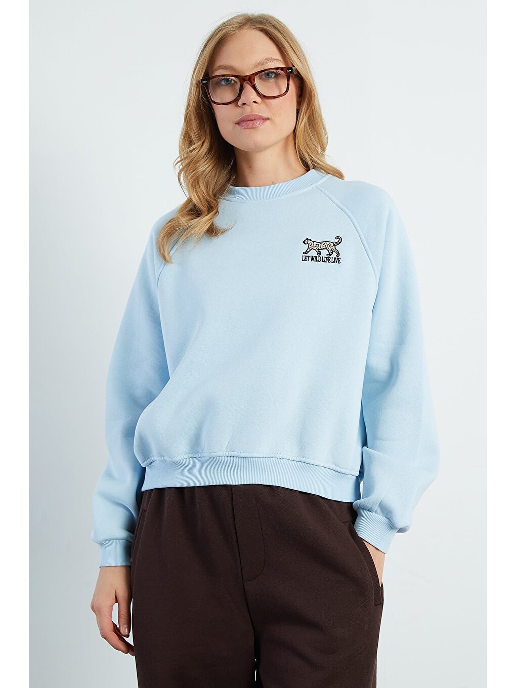 Mavi 3 İplik Leopar Nakışlı Reglan Kol Oversize Sweatshirt-1