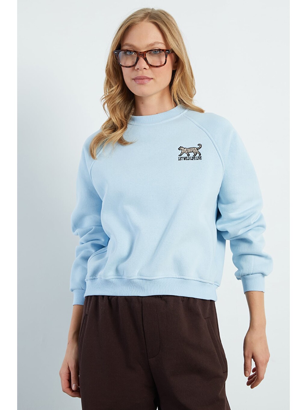 Mavi 3 İplik Leopar Nakışlı Reglan Kol Oversize Sweatshirt-3