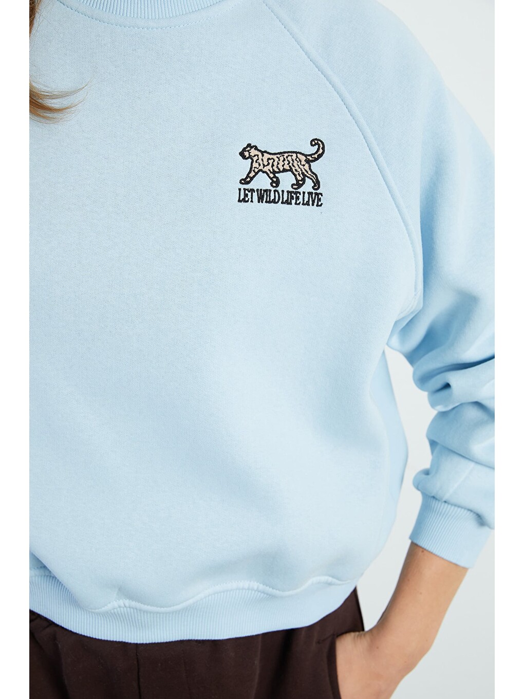 Mavi 3 İplik Leopar Nakışlı Reglan Kol Oversize Sweatshirt-4