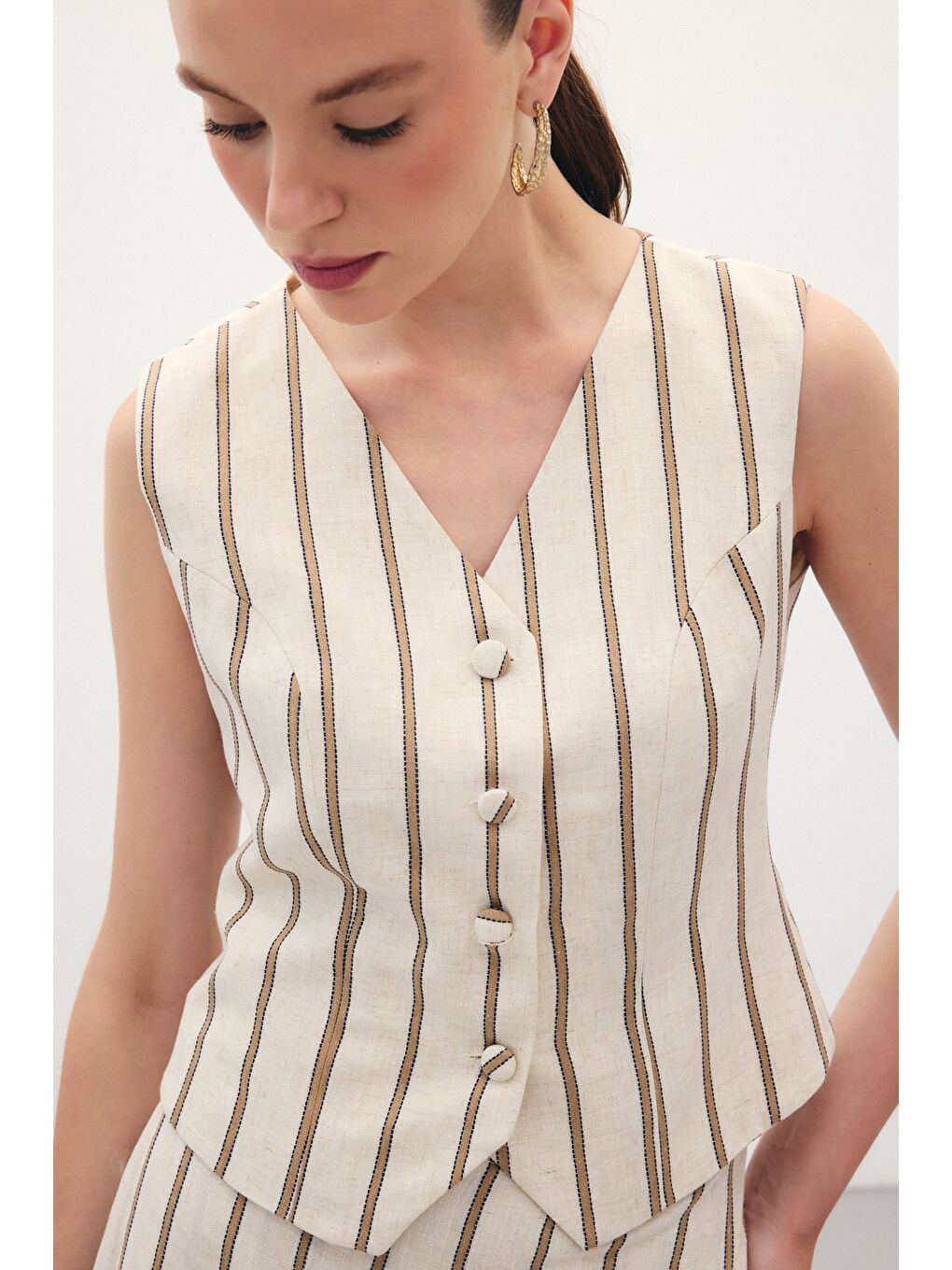 Kahverengi Çizgili Keten Karışımlı Yelek - Camel-3
