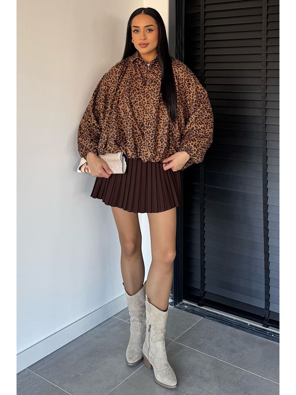 Kahverengi Kadın Leopar Desenli Yarasa Kol Fermuarlı Oversize Ceket-1