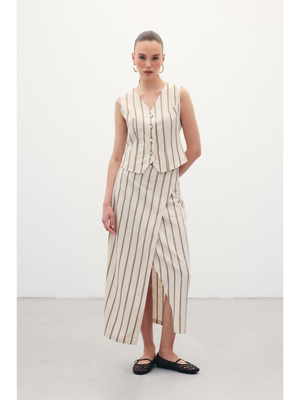 Kahverengi Çizgili Keten Karışımlı Yelek - Camel-5