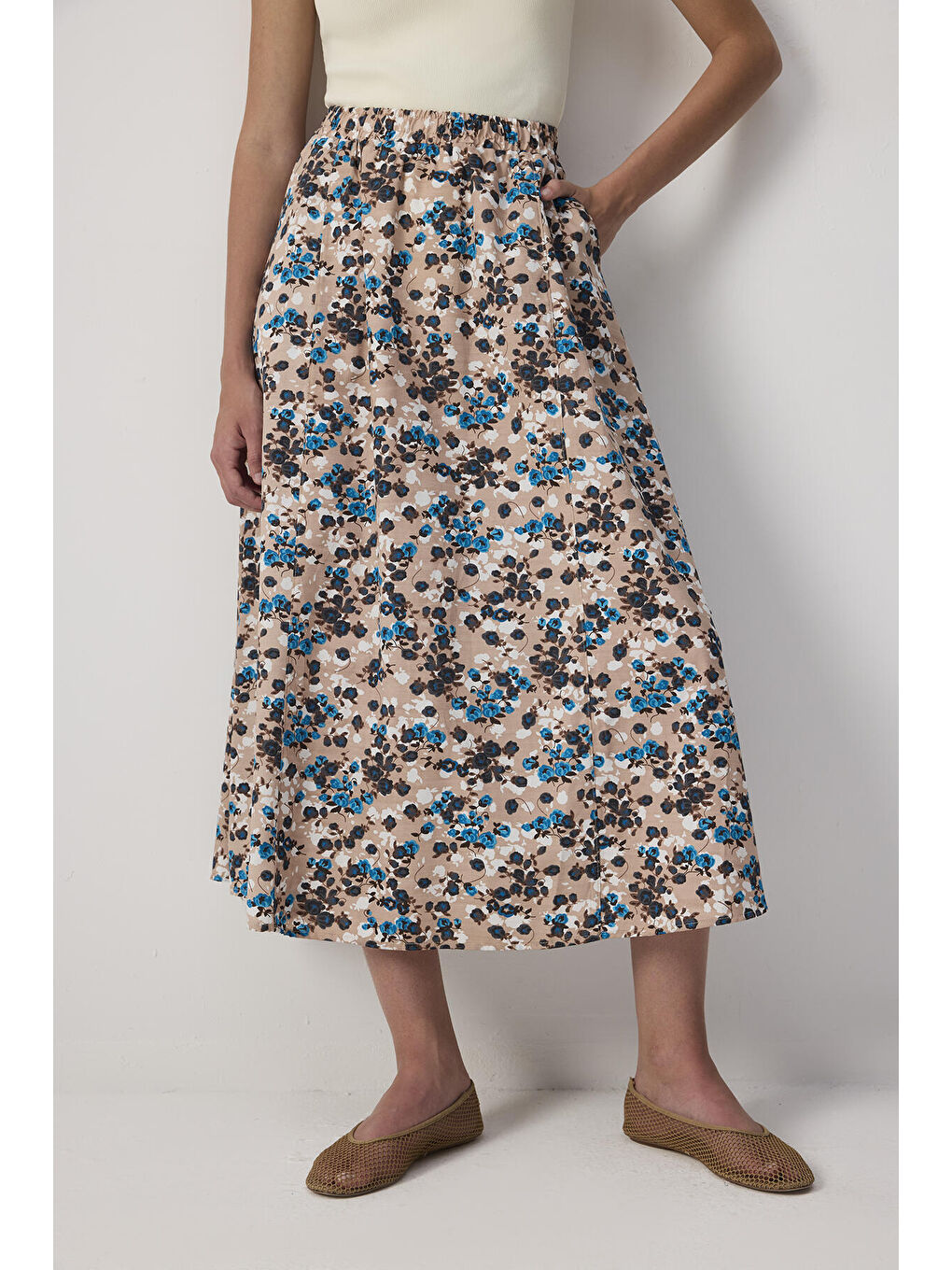 Bej Çiçek Desenli Etek-1