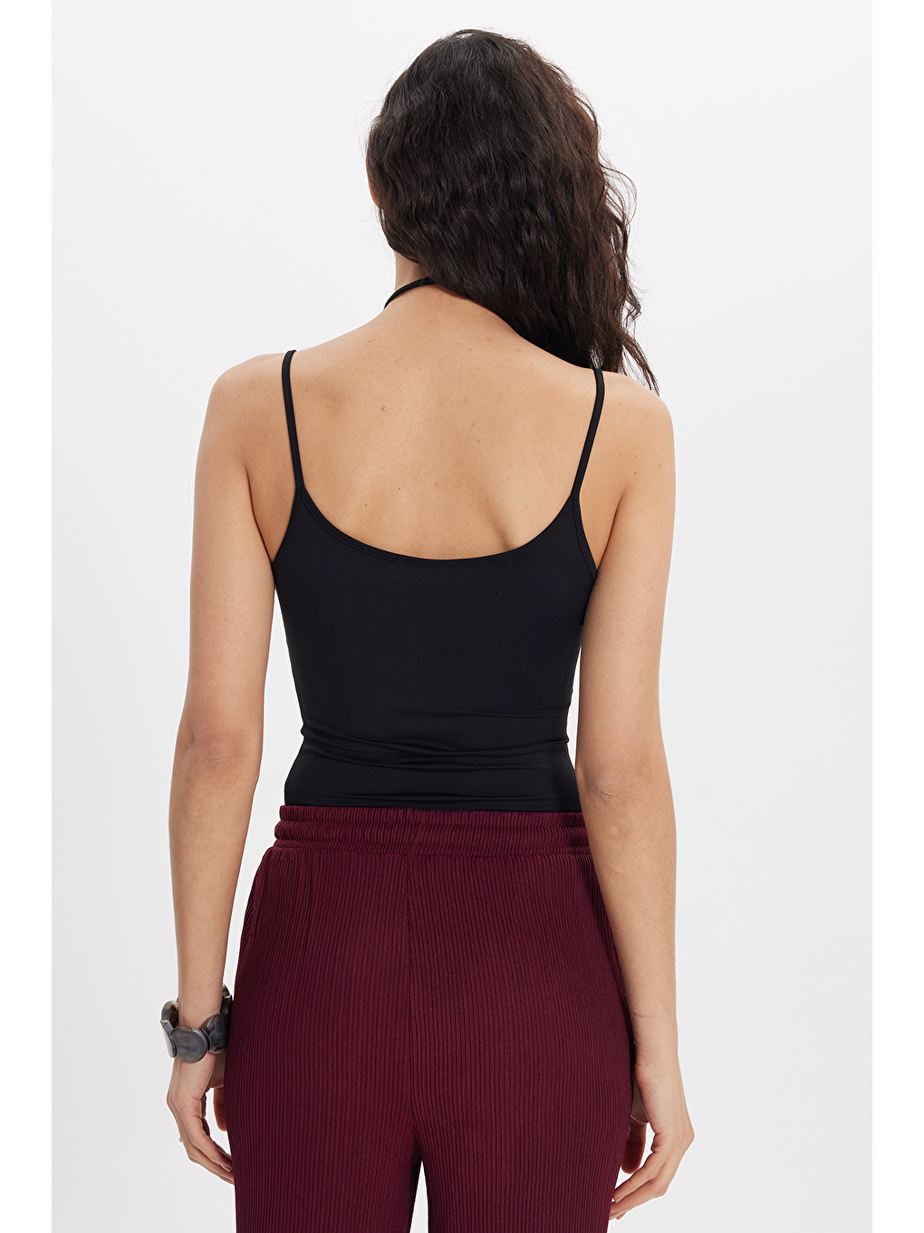 Kadın Slim Fit Dar Kesim Pamuklu Elastanlı İnce Askılı Siyah Atlet-5