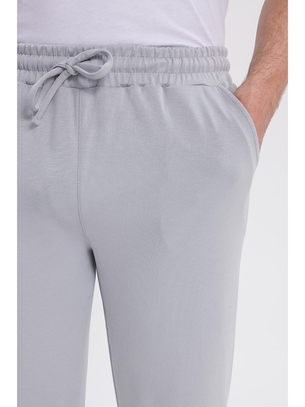 Erkek Slim Fit Dar Kesim Beli Bağcıklı 3 Cepli Geniş Paça Gri Eşofman Altı-2