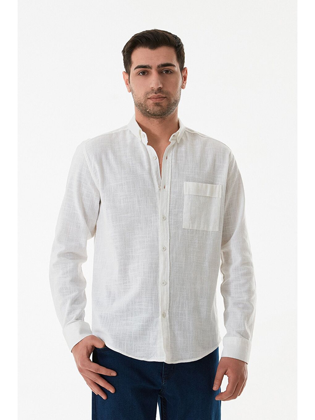 Beyaz Basic Tek Cepli Gömlek