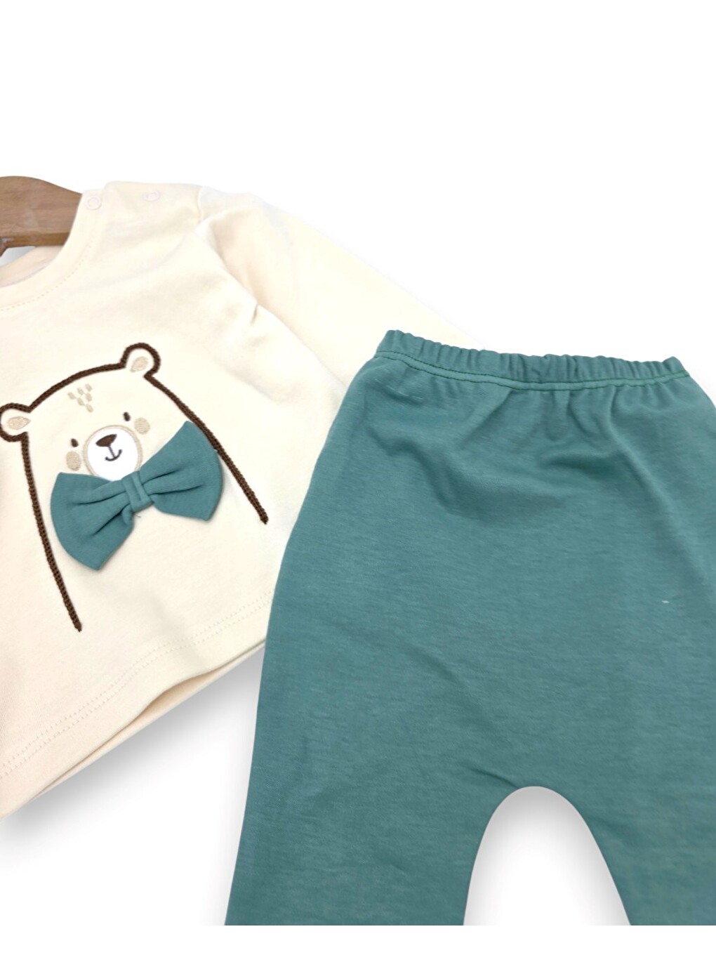 Yeşil Erkek Bebek Papyonlu Ayıcık Nakışlı 2'li Sweatshirlü Takım-3