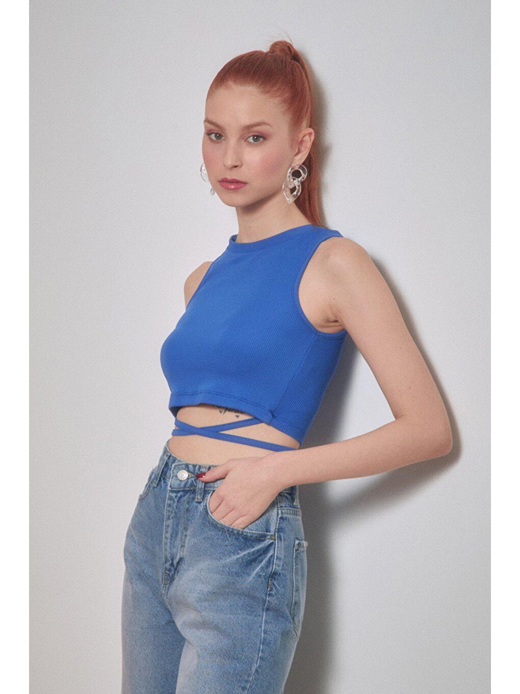 Mavi Fitilli Beli Bağlamalı Crop Body