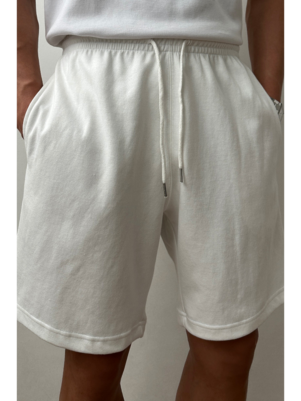 Erkek Comfort Fit Beyaz %100 Pamuk Şort   Bermuda-2