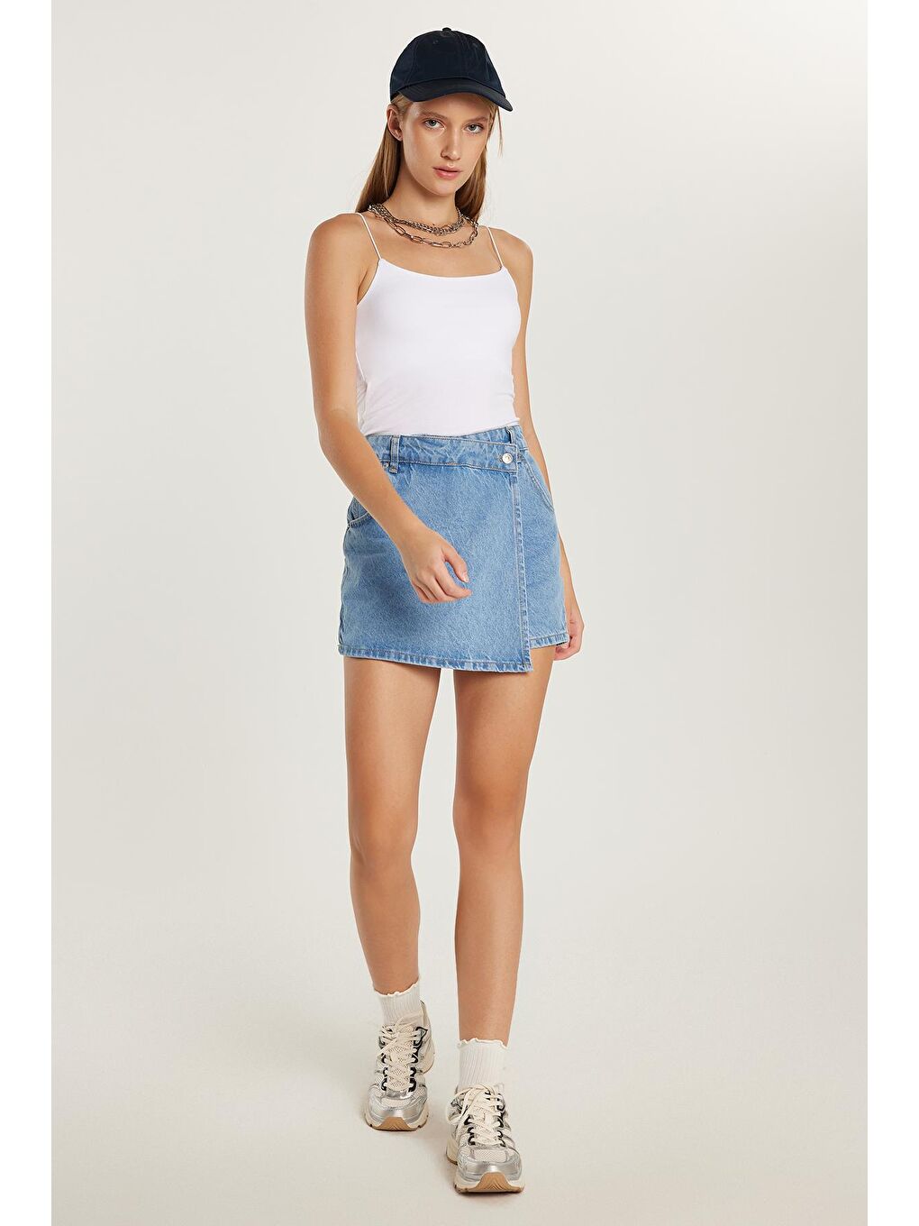 Kadın Slim Fit Dar Kesim Çift Cepli Açık Mavi Şort Etek-3