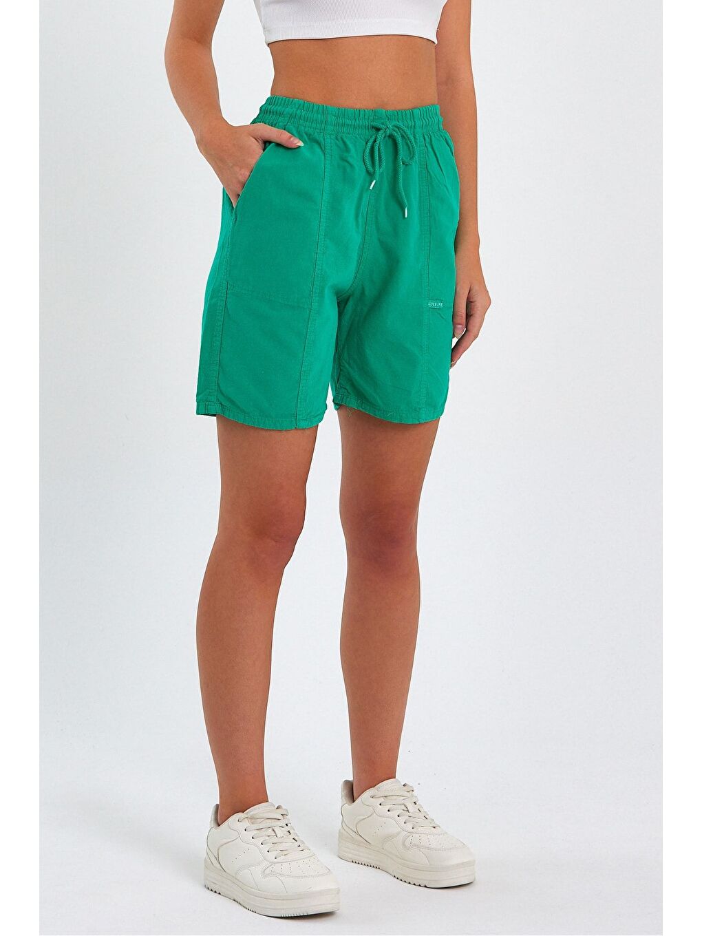 Kadın Yeşil Rahat Kesim Keten Şort-3