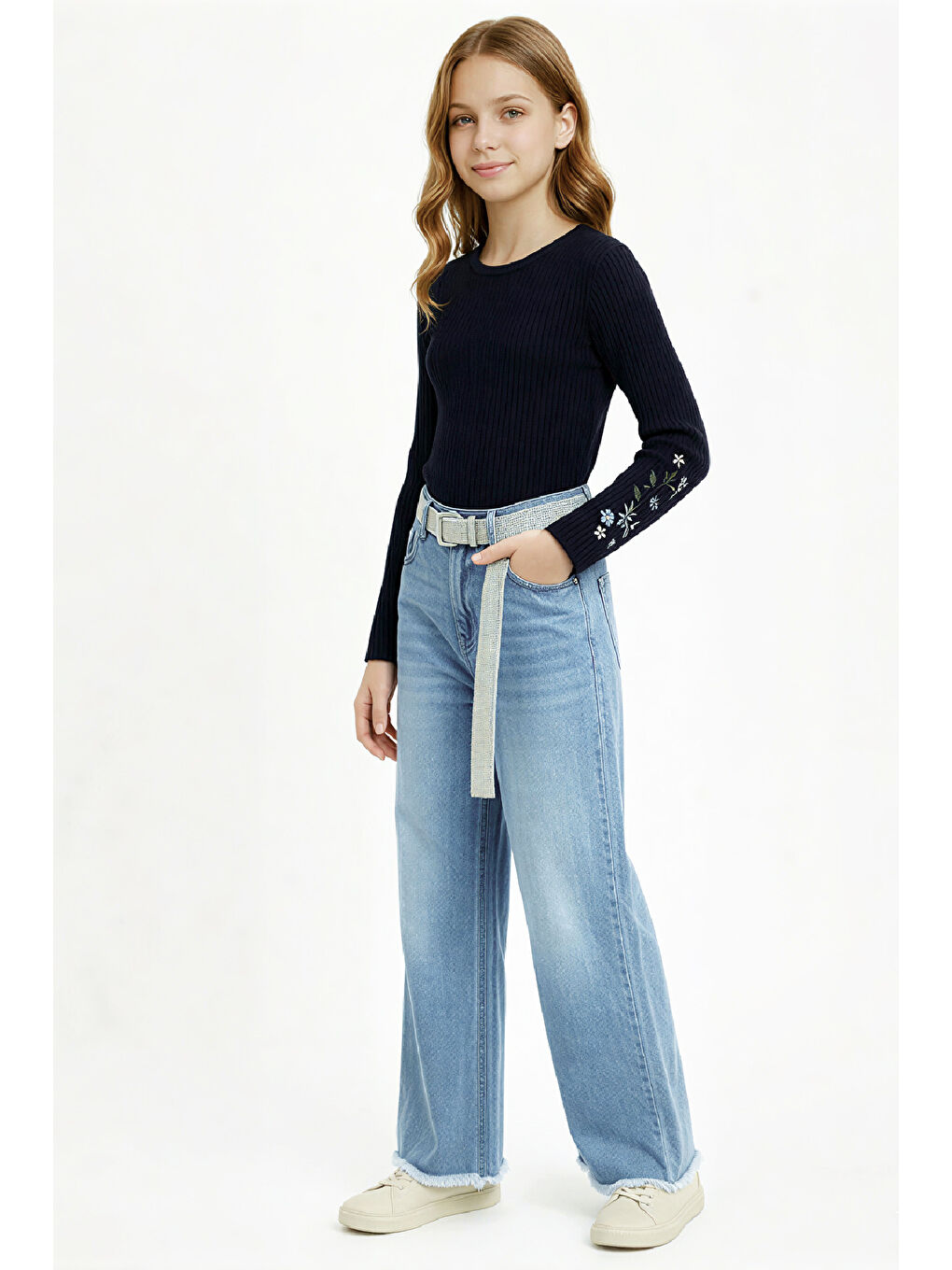 Mavi Kız Çocuk Taş Süsleme Kemerli- Destroy Paçalı-Jean Pantolon 10-14 Yaş 12544-2