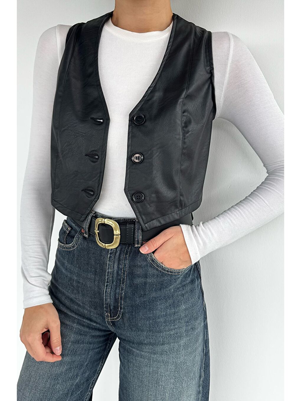 Siyah Kadın Ön Düğmeli Crop Top Suni Deri Yelek