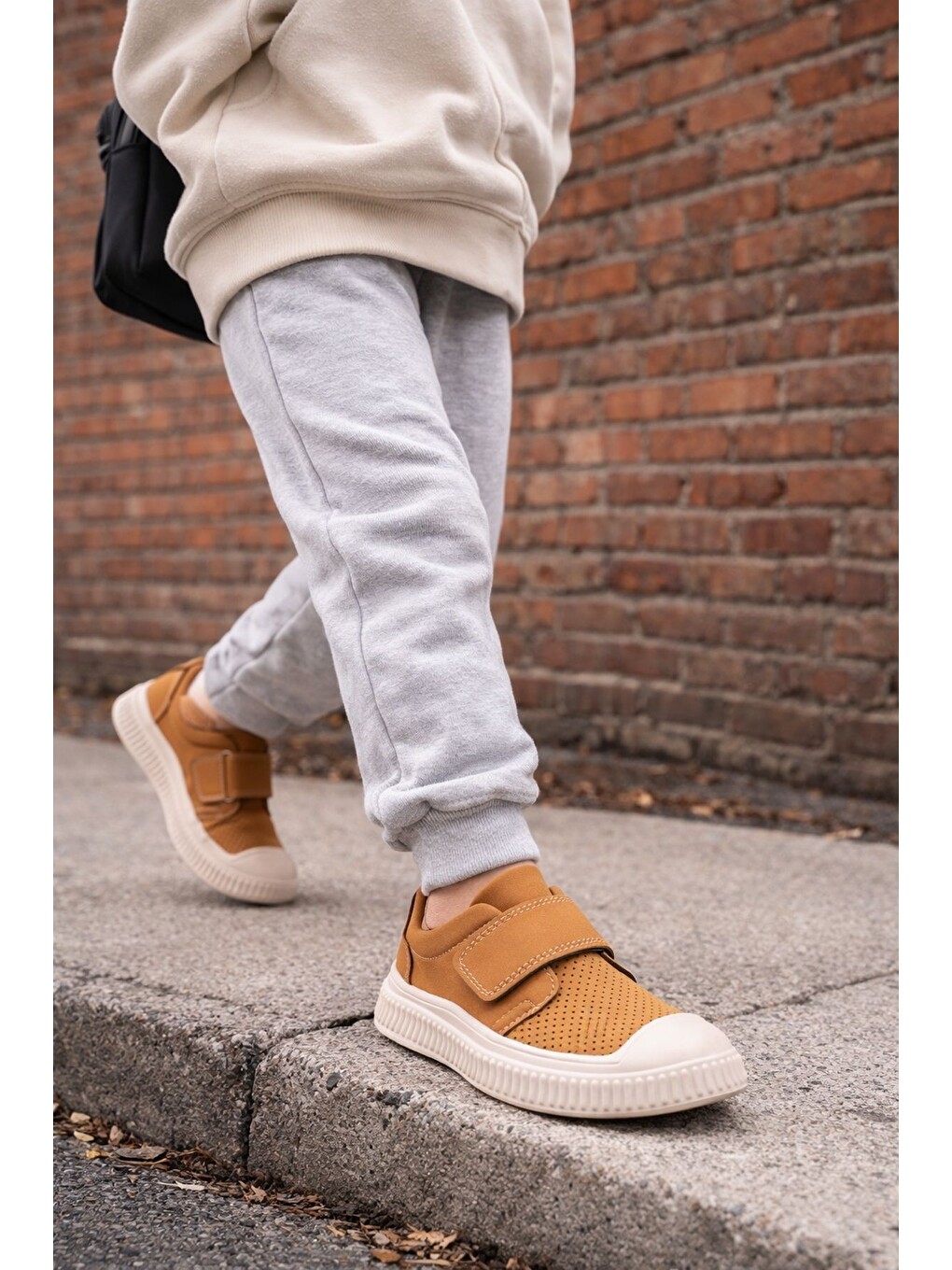 Kahverengi RONY Cırtlı Delikli Günlük Nefes Alabilen Unisex Çocuk Sneaker Spor Ayakkabı-4