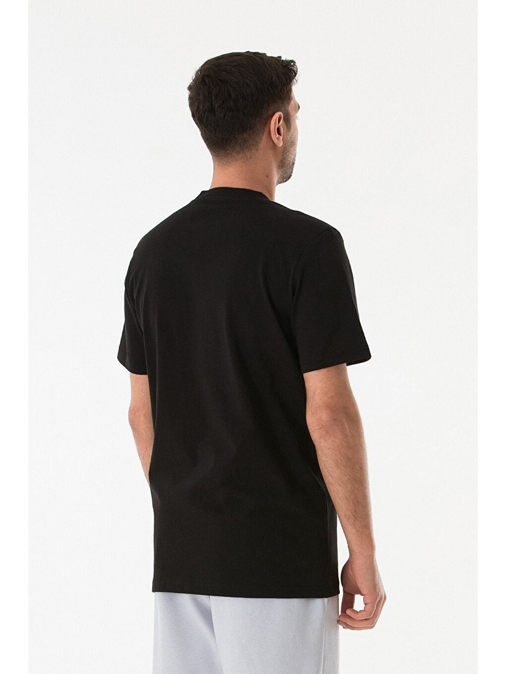 Siyah Basic Bisiklet Yaka Tişört-2