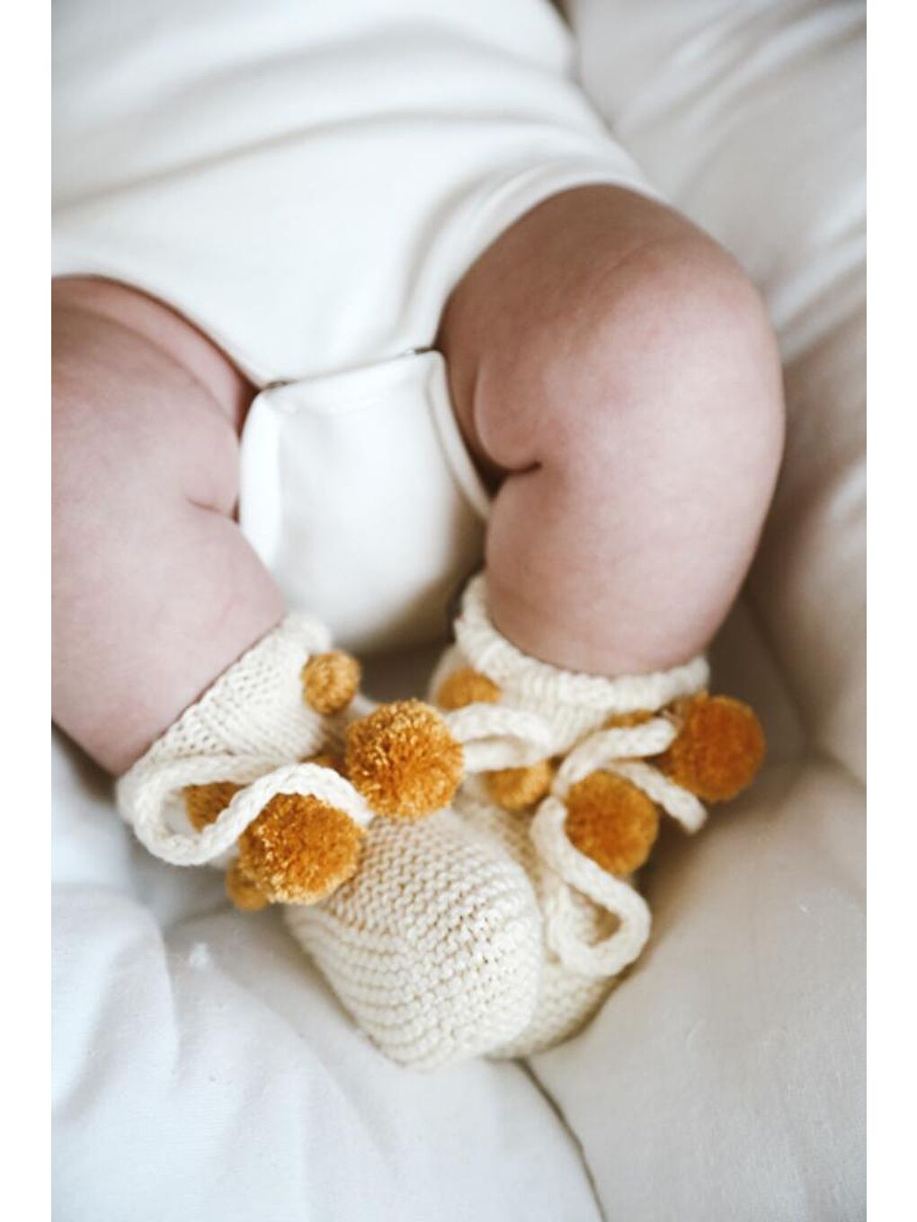 Kahverengi Ponponlu Örgü Patik Bebek 0-12 Ay-2