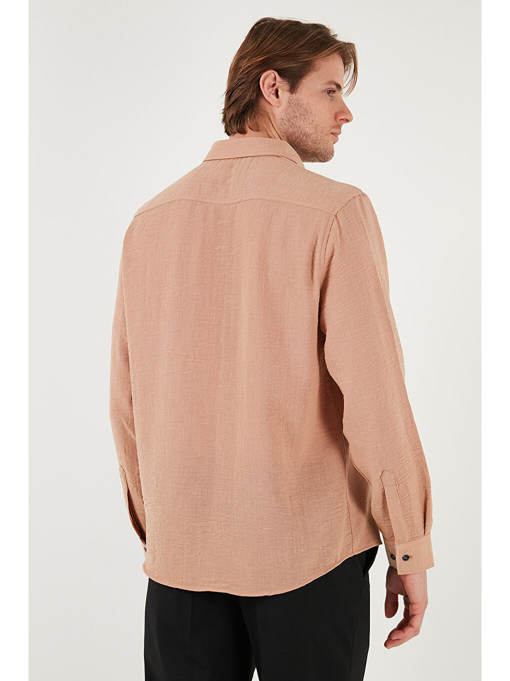 Kahverengi Regular Fit Uzun Kollu Düğmeli Yaka Erkek Gömlek CF25S116777-5