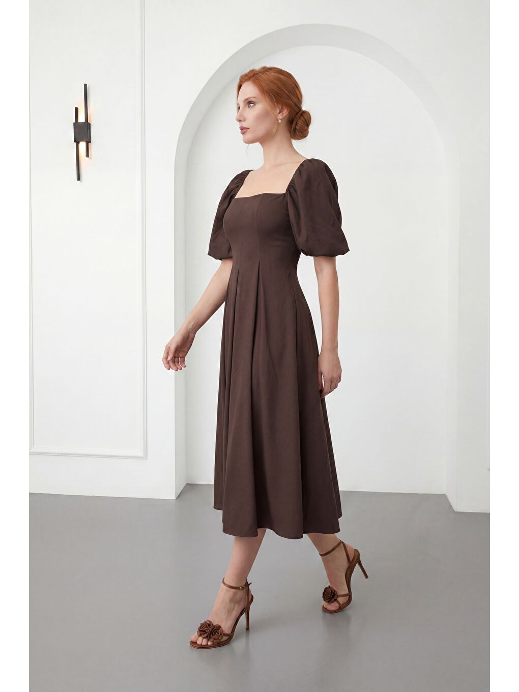 Kadın Kahverengi Kare Yaka Balon Kol Midi Davet Elbisesi-2