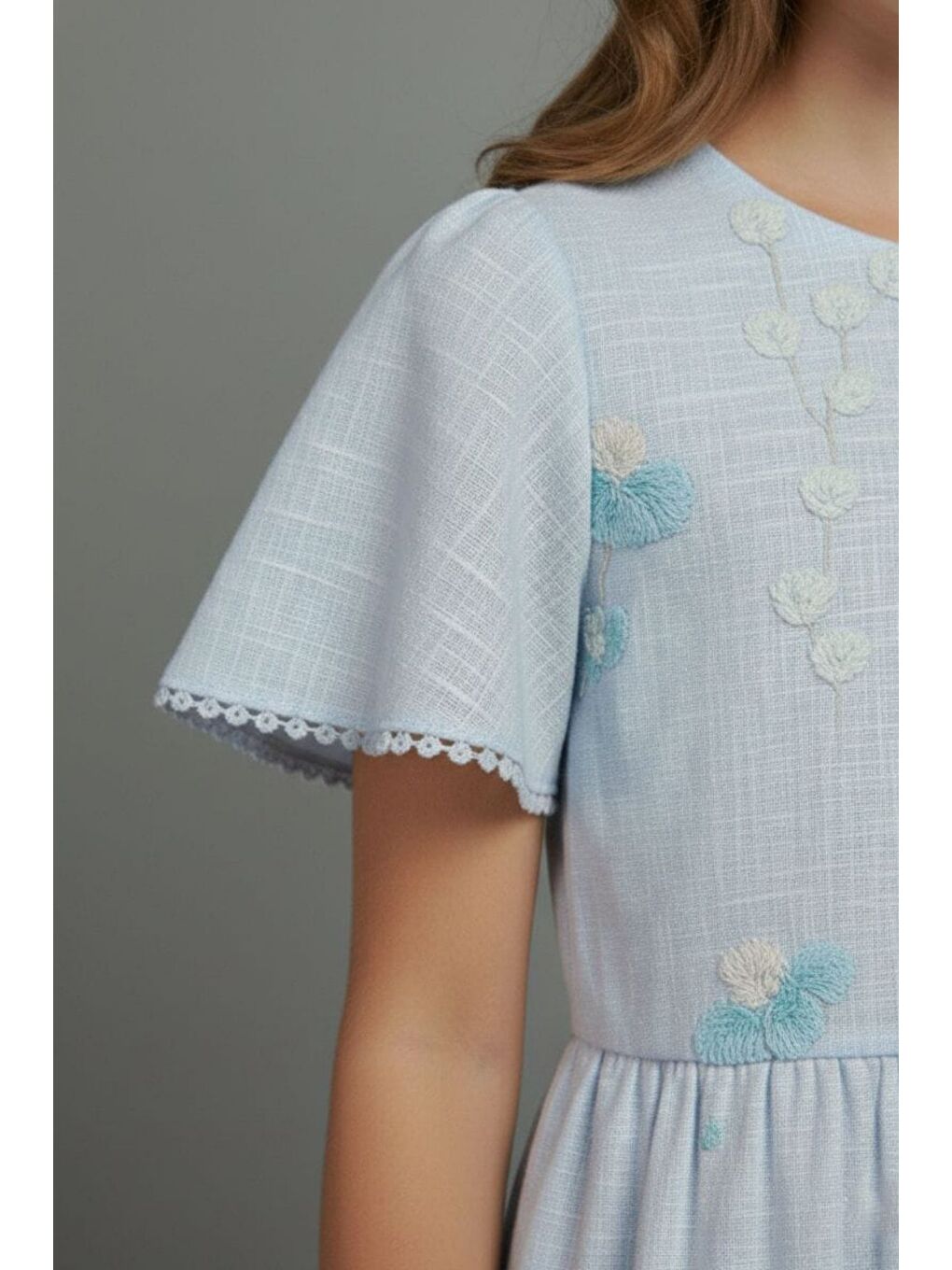Mavi Kız Çocuk Çiçek İşlemeli Çantalı Kısa Kollu Elbise-3