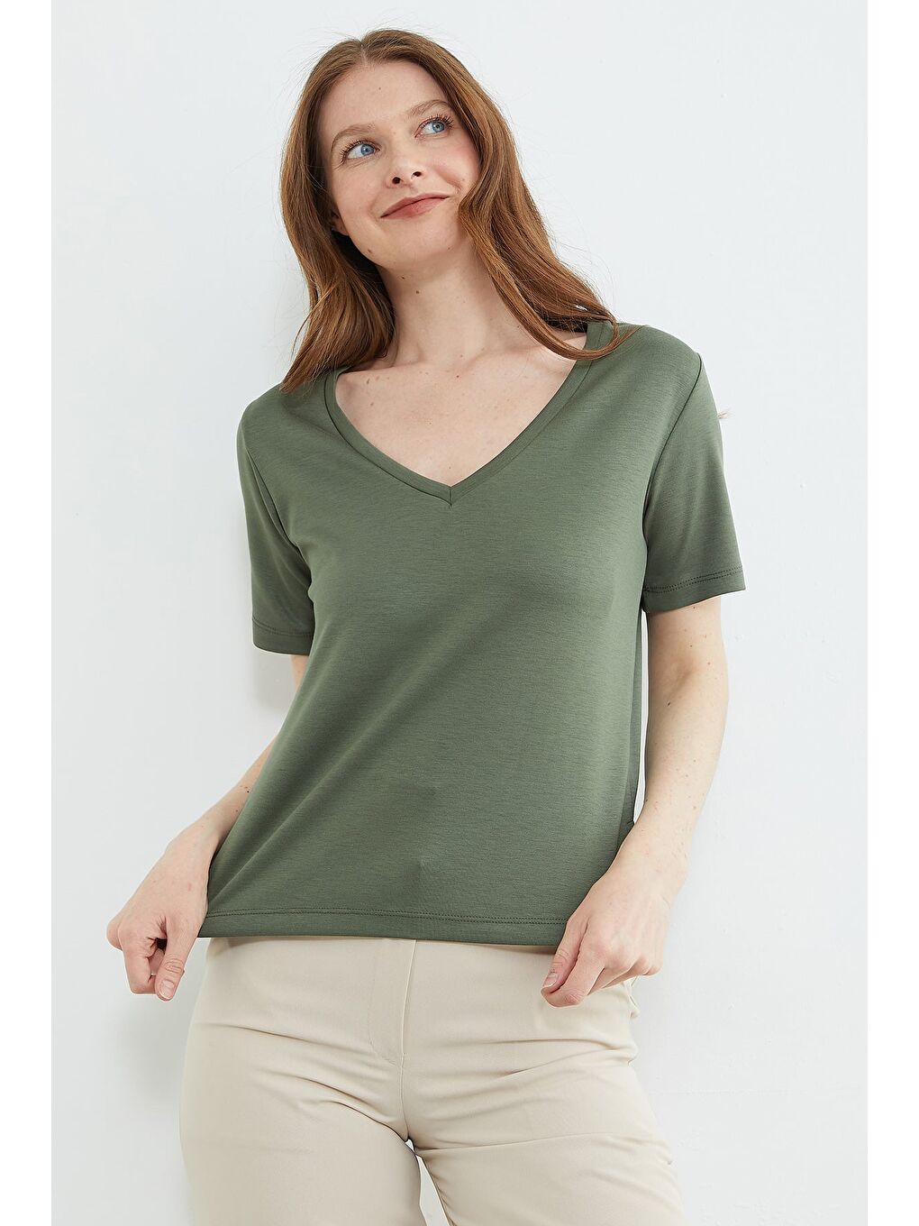 Haki Basic V Yaka Modal Tişört-4