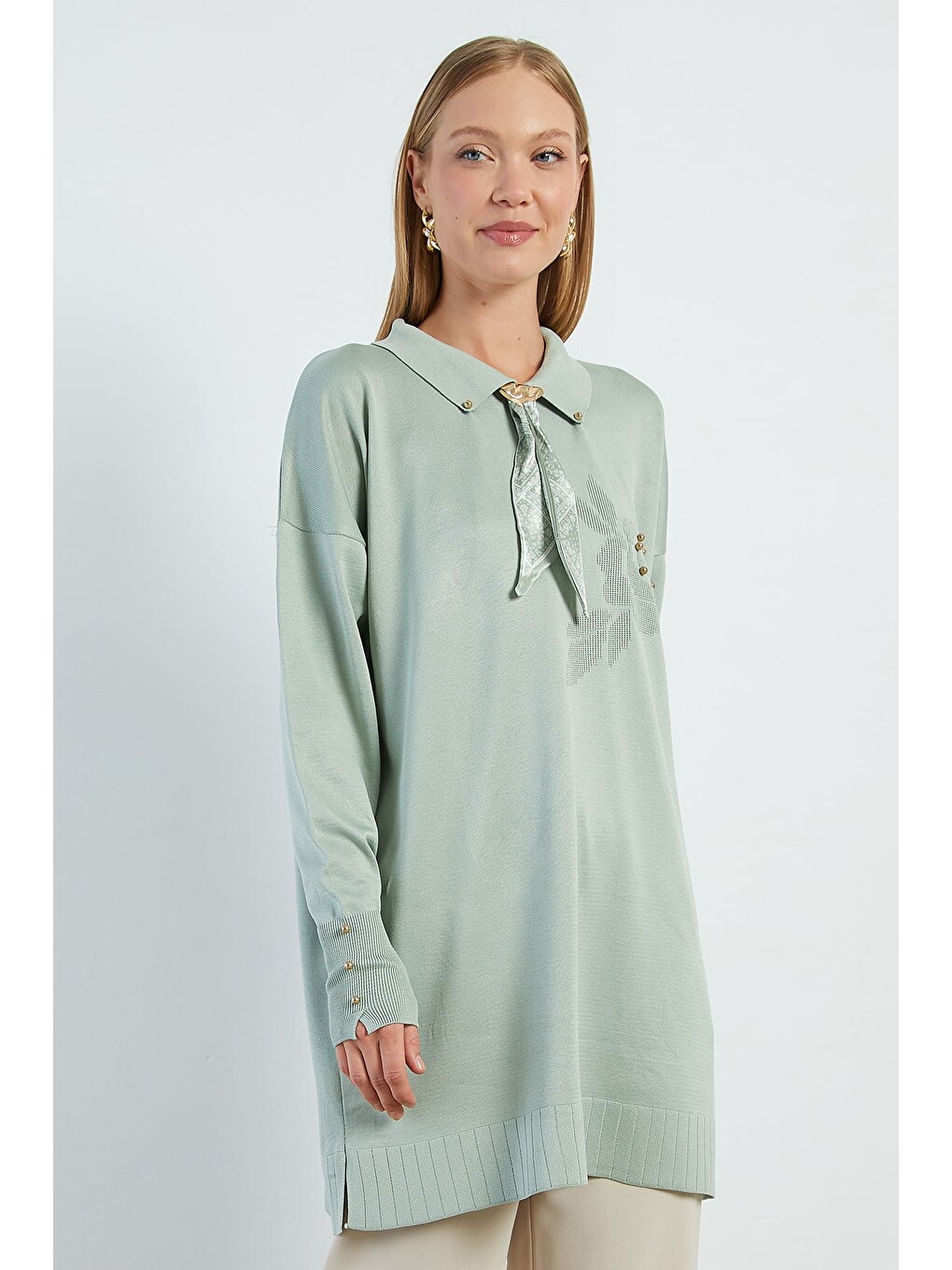 Yeşil Fullamodest Fularlı Jakarlı Triko Tunik-3