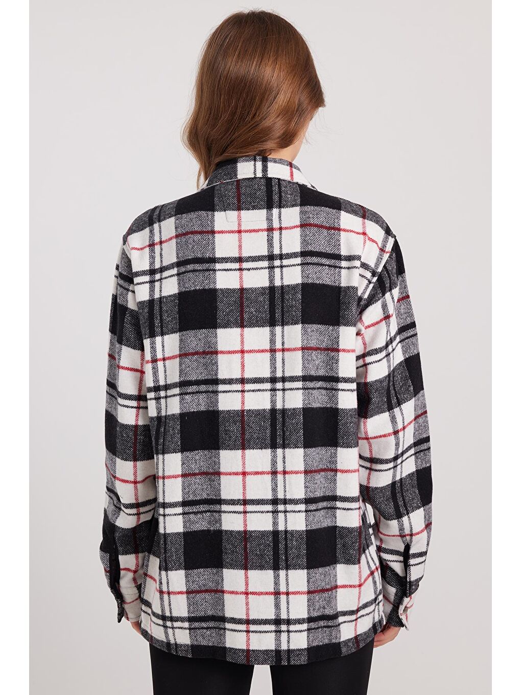 Karışık Kadın Relax Fit Rahat Kesim Uzun Kollu Çift Cepli Kareli Kışlık Oduncu Apaş Yaka Gömlek-6