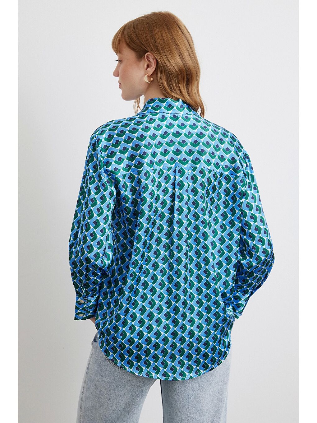 Geometrik Desenli Saten Gömlek Mavi-5