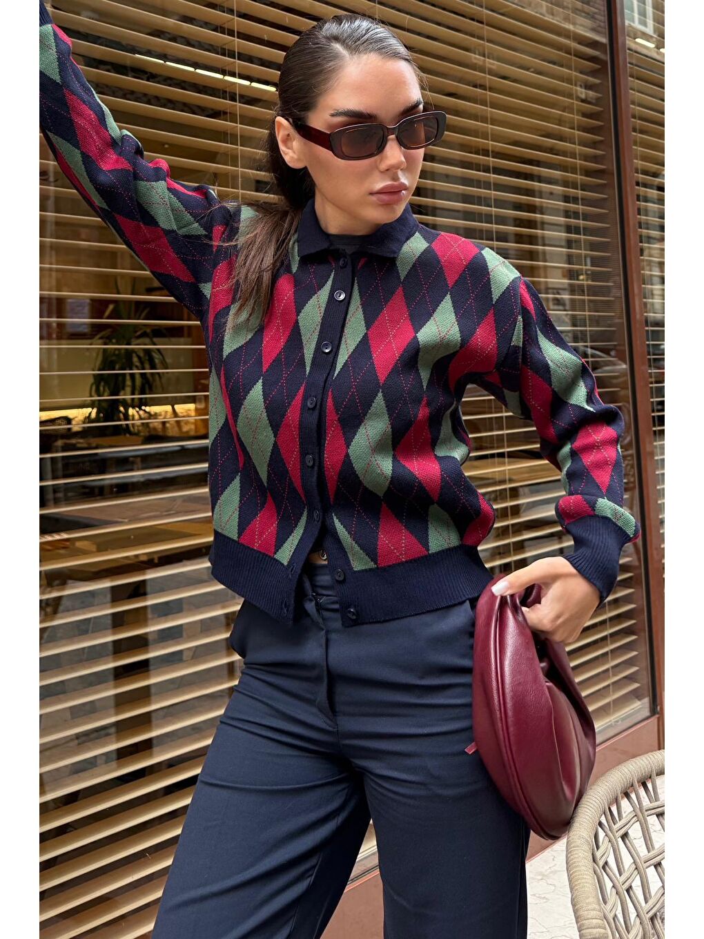 Lacivert Baklava Desenli Polo Yaka Kadın Hırka Mg2478