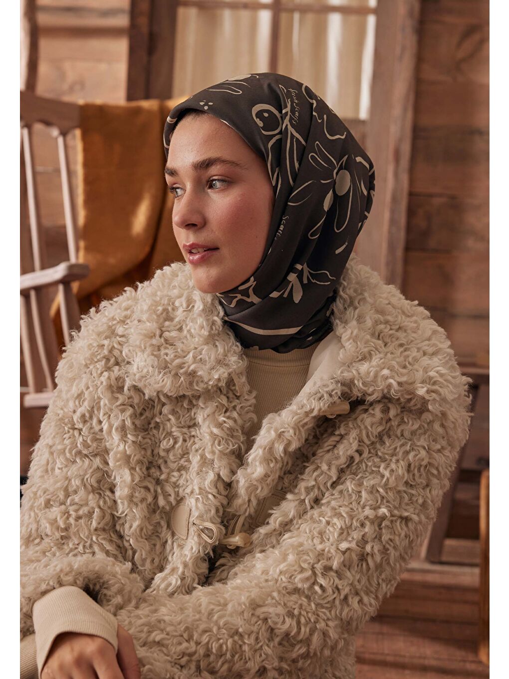 Kahverengi Luna Desen Pamuk İpek Eşarp Acı Kahve