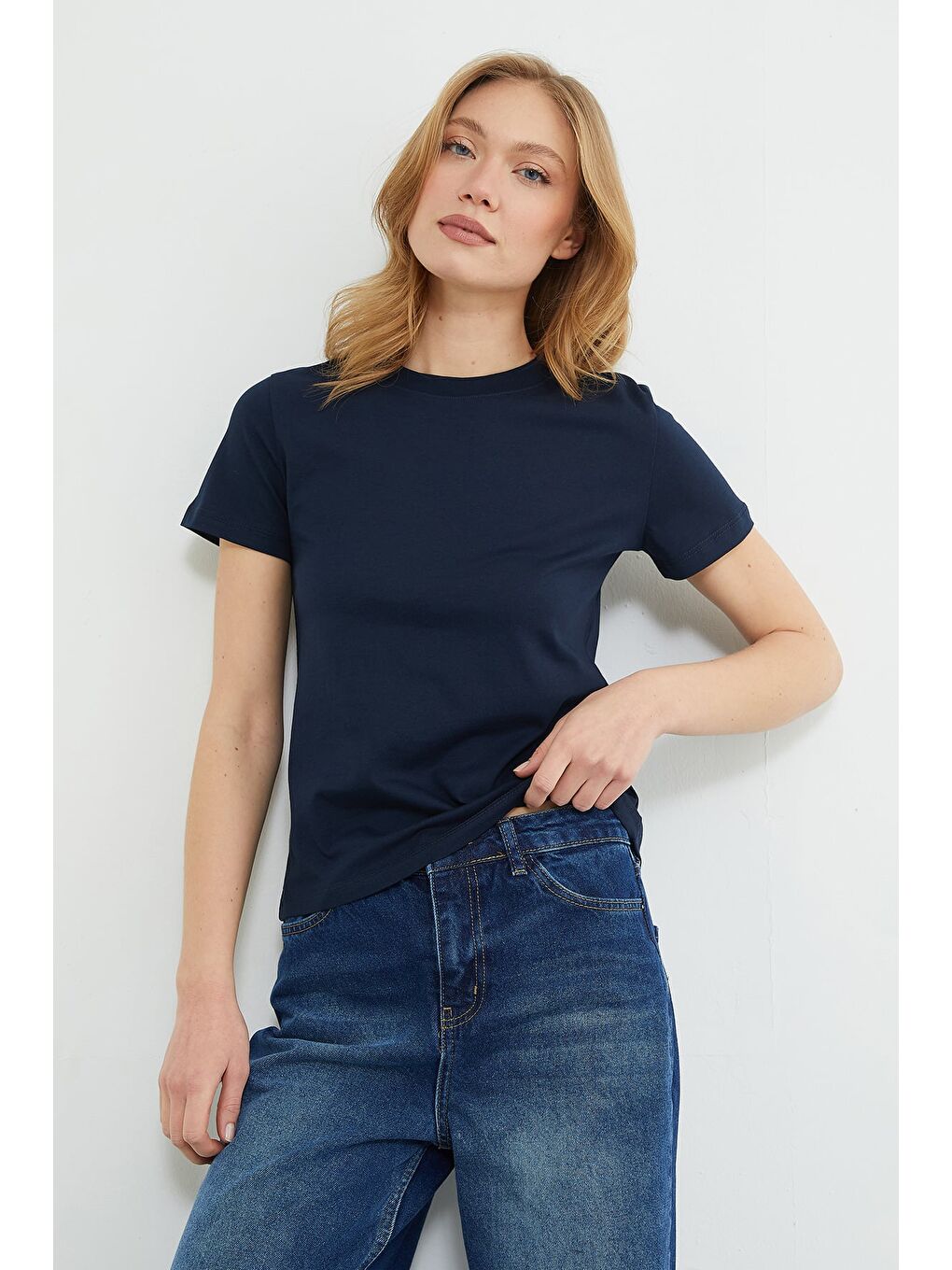 Lacivert Basic Bisiklet Yaka Tişört-1