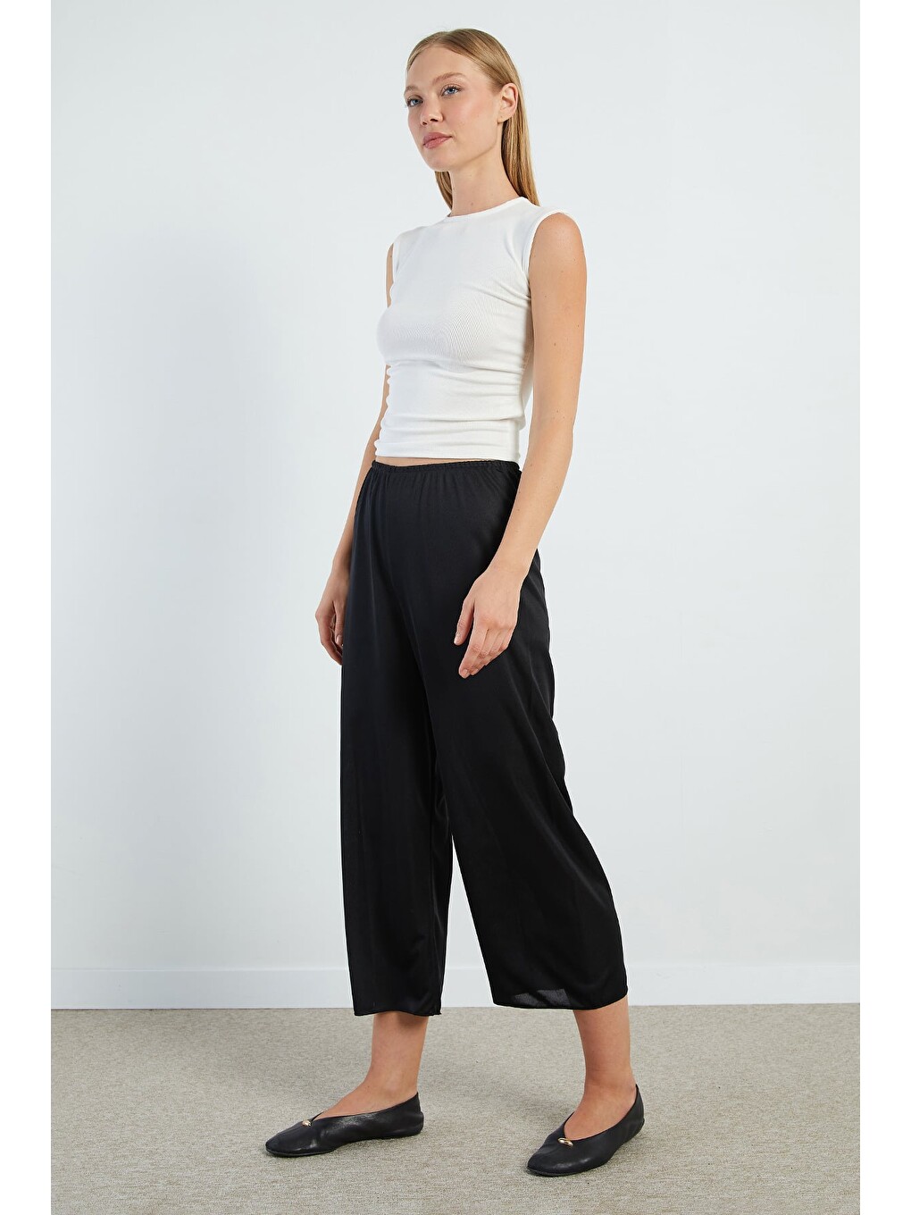 Siyah Beli Lastikli Astar Pantolon-2