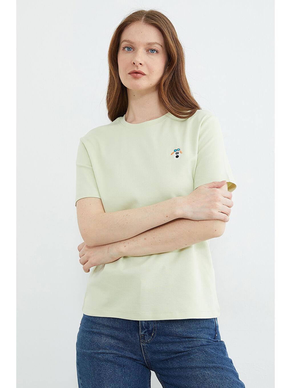 Yeşil Köpek Nakışlı Bisiklet Yaka Tişört-2