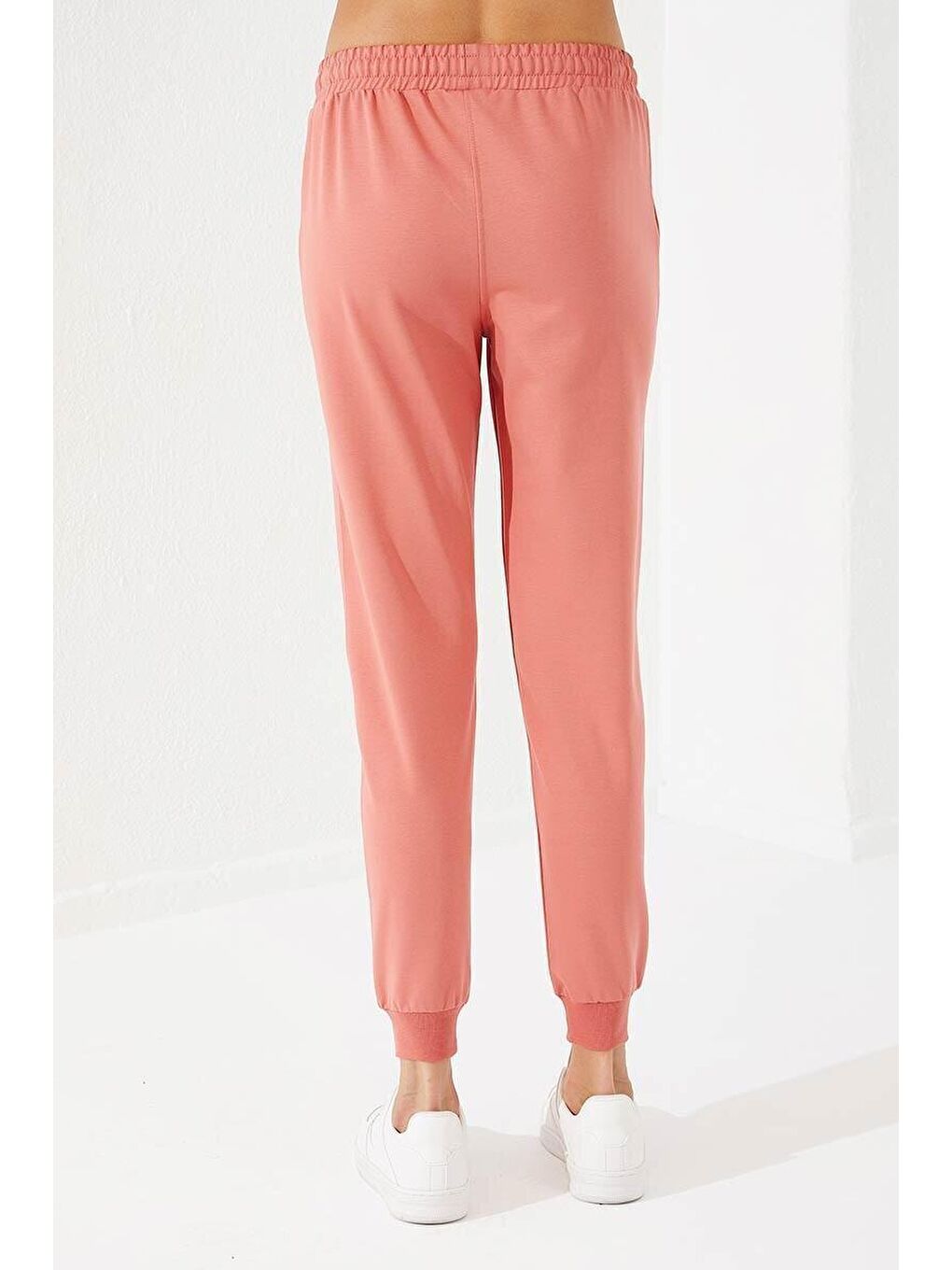 Pembe Pudra Baskı Cepli Jogger Rahat Form Manşetli Kadın Eşofman Alt - 94574-2