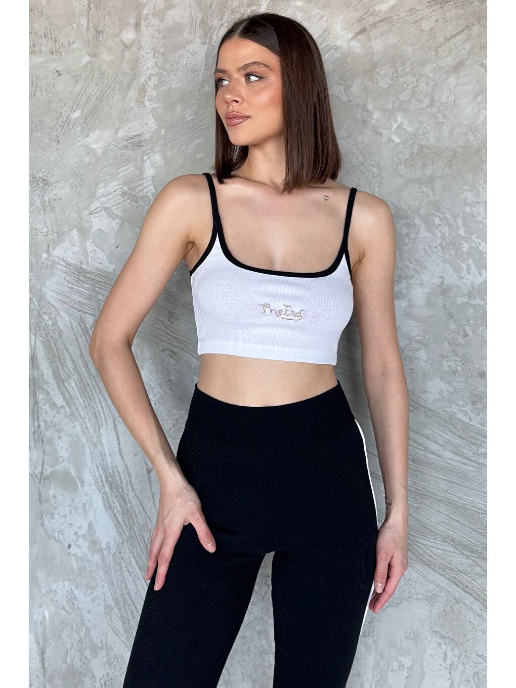 Beyaz İp Askılı Nakışlı Crop Top Kaşkorse Bluz (s-m-l Uyumludur)-1