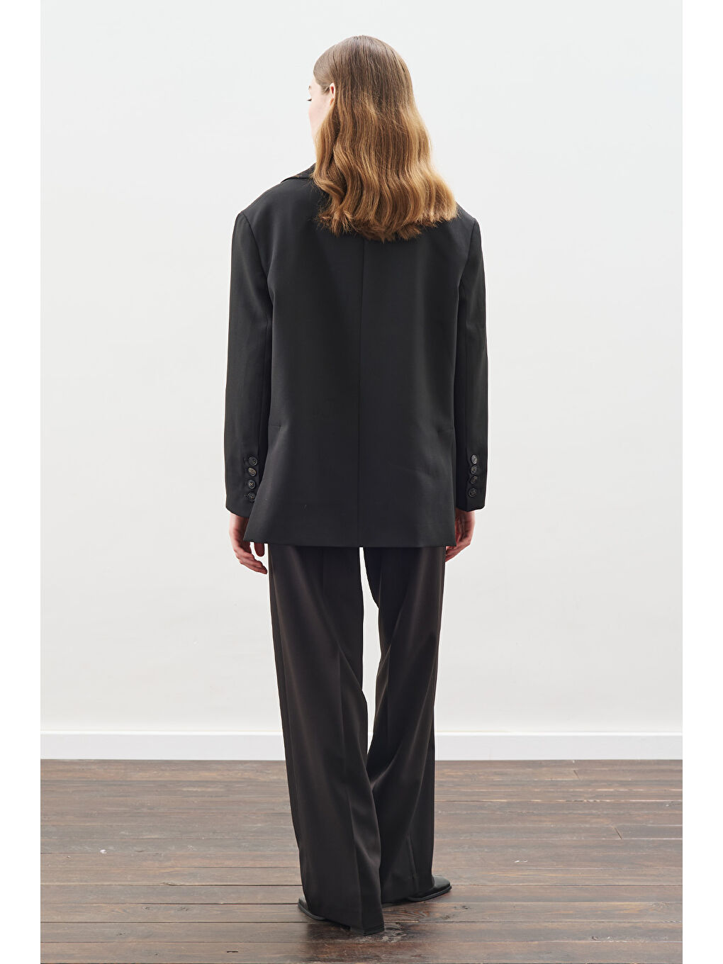 Pile Detaylı Düz Kesim Pantolon Siyah-6