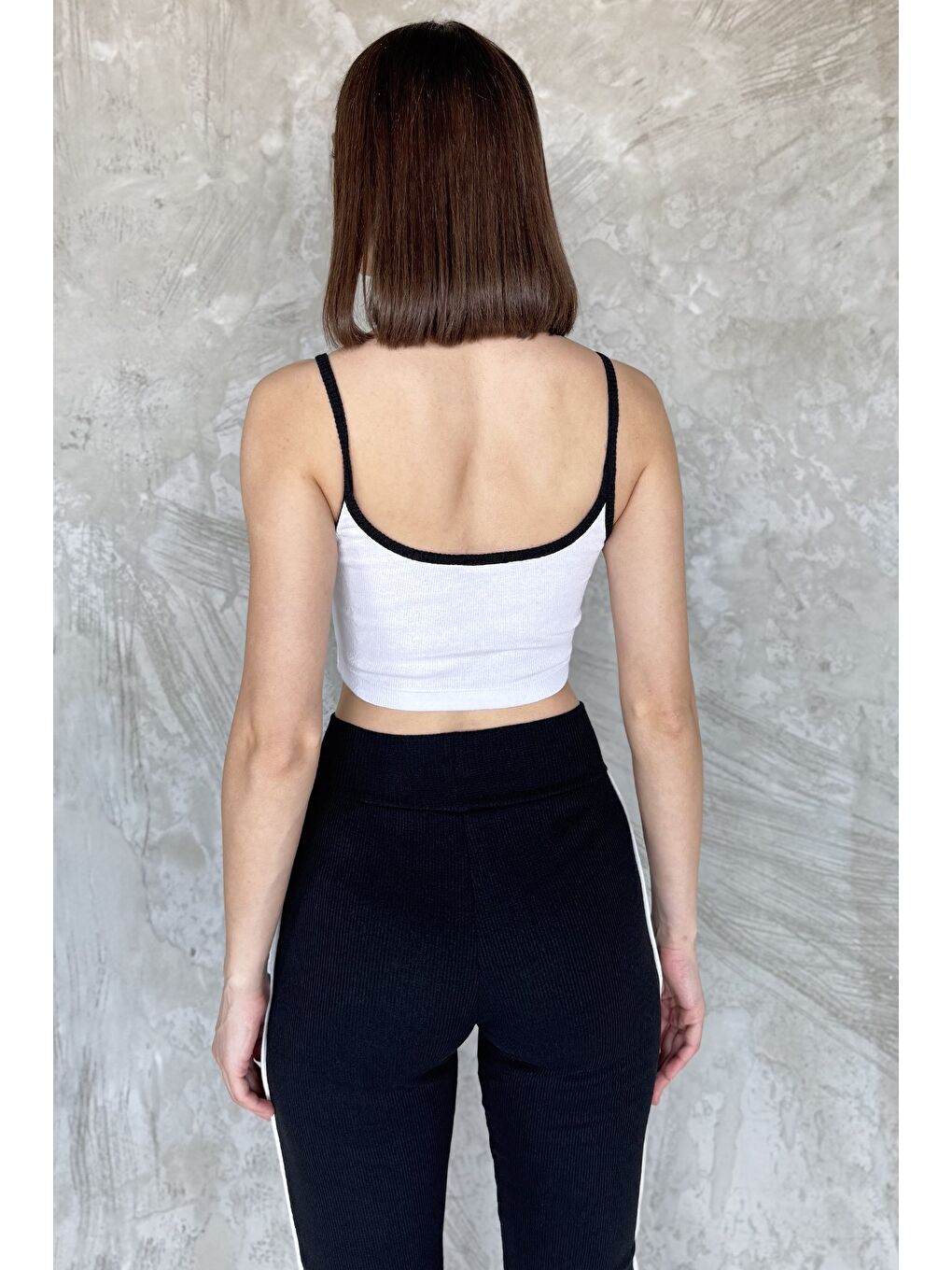 Beyaz İp Askılı Nakışlı Crop Top Kaşkorse Bluz (s-m-l Uyumludur)-2