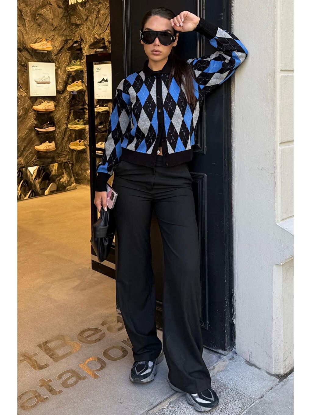 Siyah Baklava Desenli Polo Yaka Kadın Hırka Mg2478-4