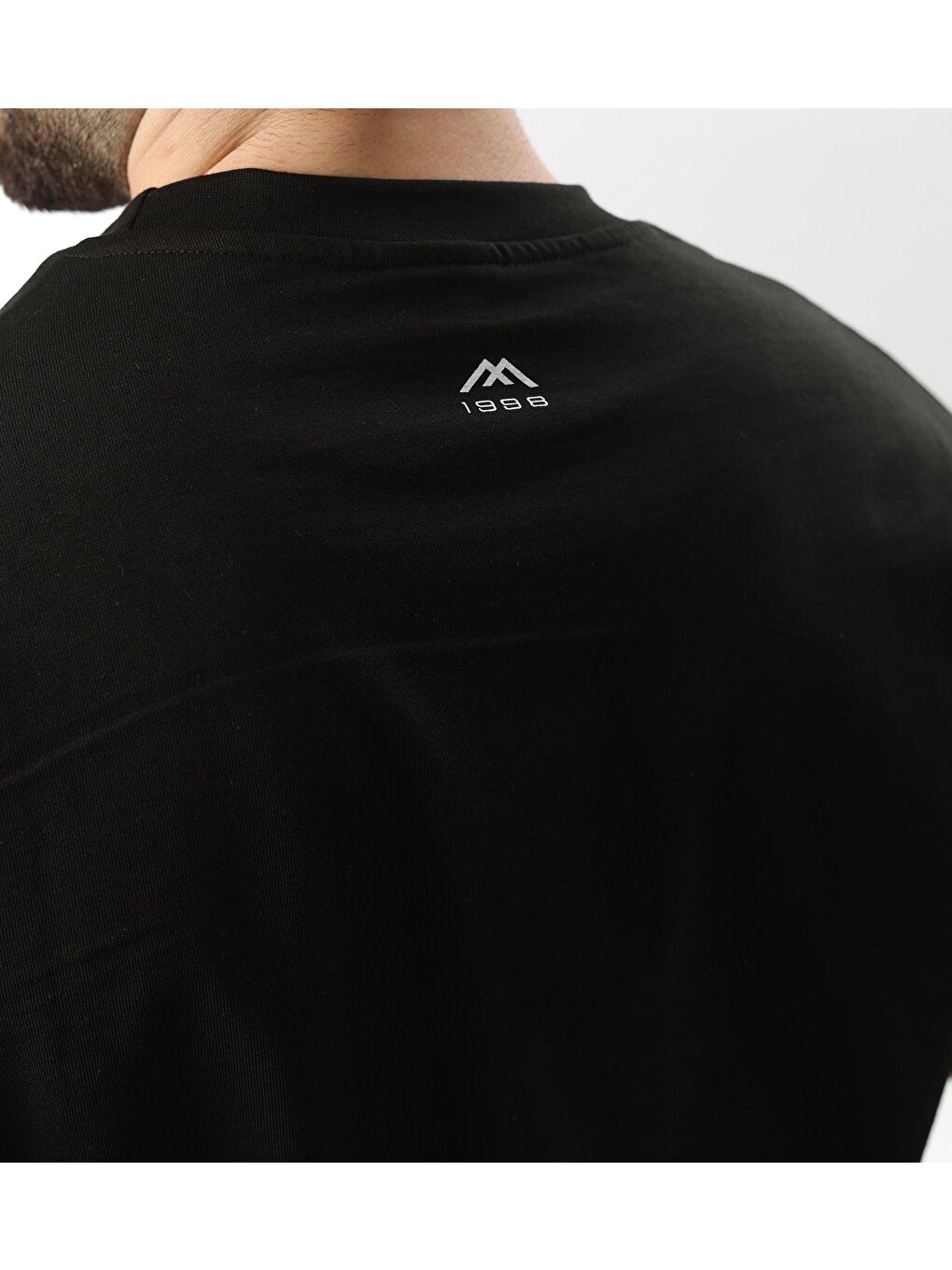 Siyah Baskılı Nakış Detaylı Erkek %100 Pamuk Tişört E7108-2