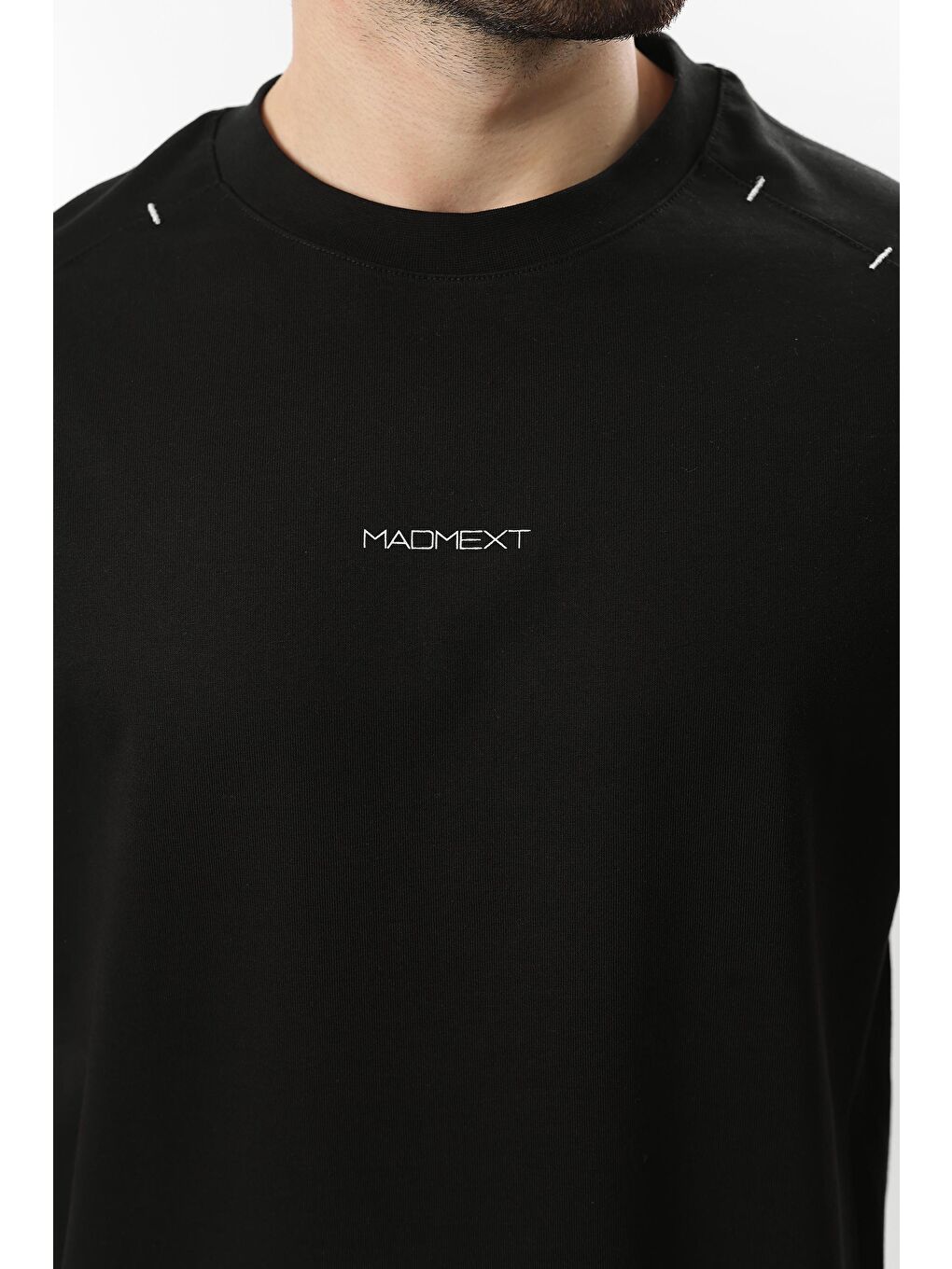 Siyah Baskılı Nakış Detaylı Erkek %100 Pamuk Tişört E7108-4