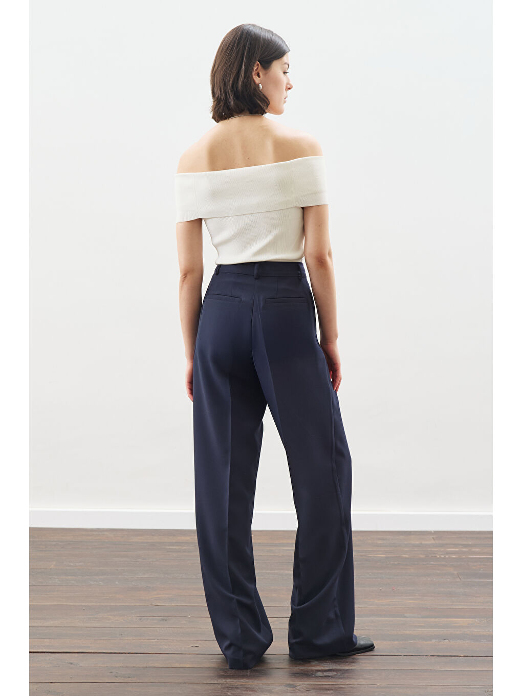 Pile Detaylı Düz Kesim Pantolon Lacivert-1
