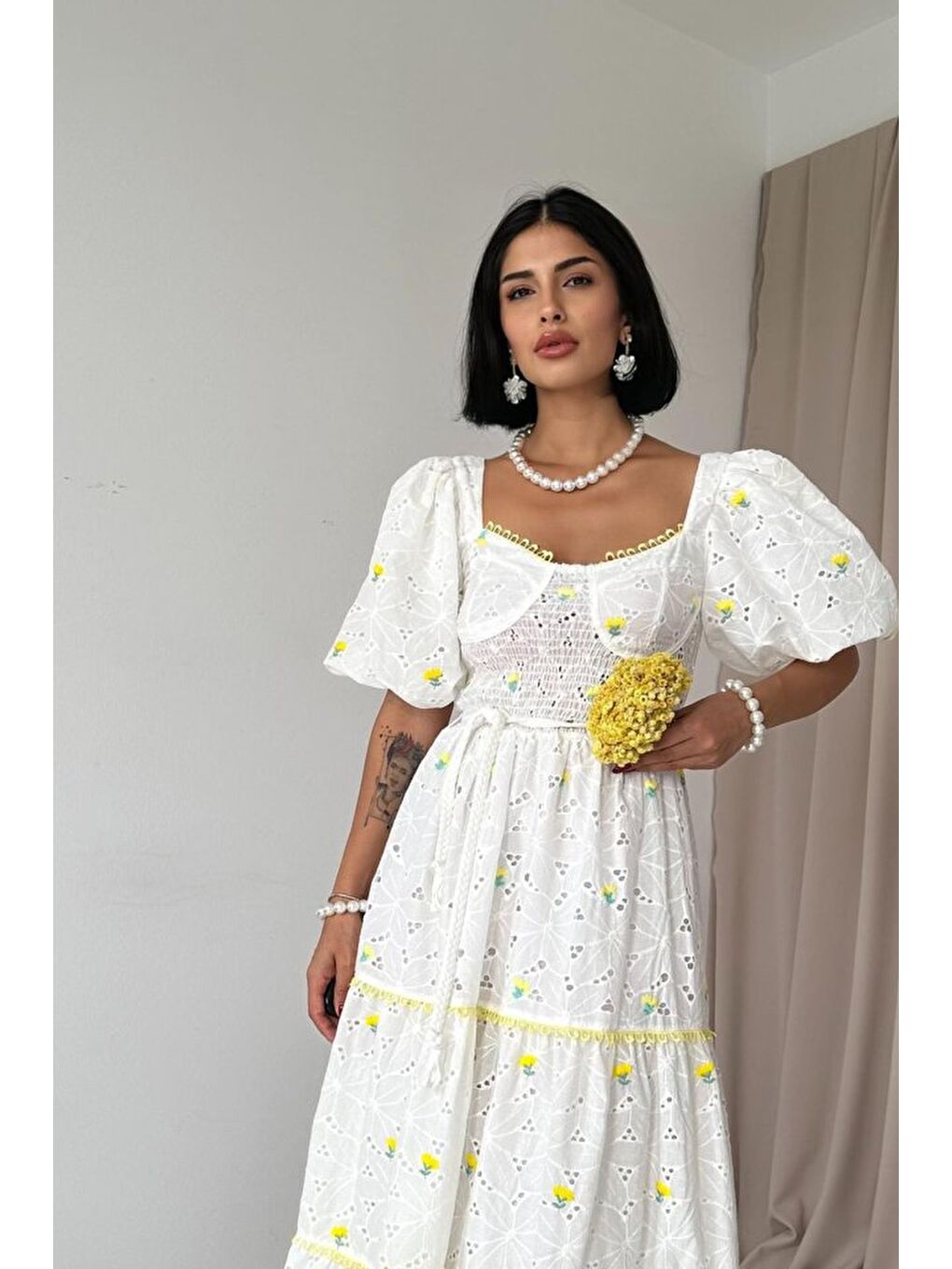 Sarı Dantel Detaylı Brode Elbise-1