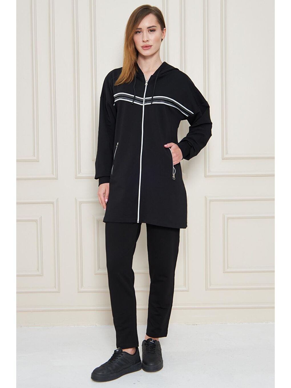 Kadın Pamuklu Tam Fermuarlı Kapüşonlu Uzun Tunik Eşofman Takımı Siyah 5556-S-5