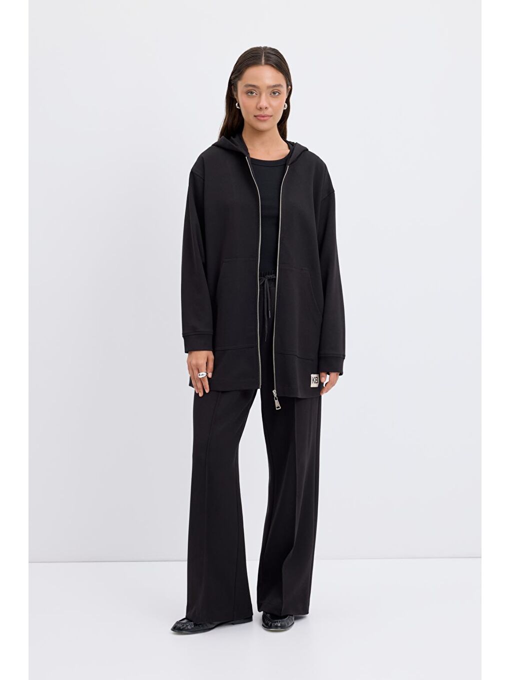 Fermuarlı Kanguru Cepli Kapüşonlu Hırka Siyah