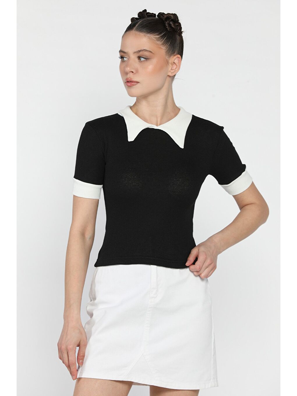 Siyah Kadın Polo Yaka Renk Garnili Kaşkorse Bluz-1