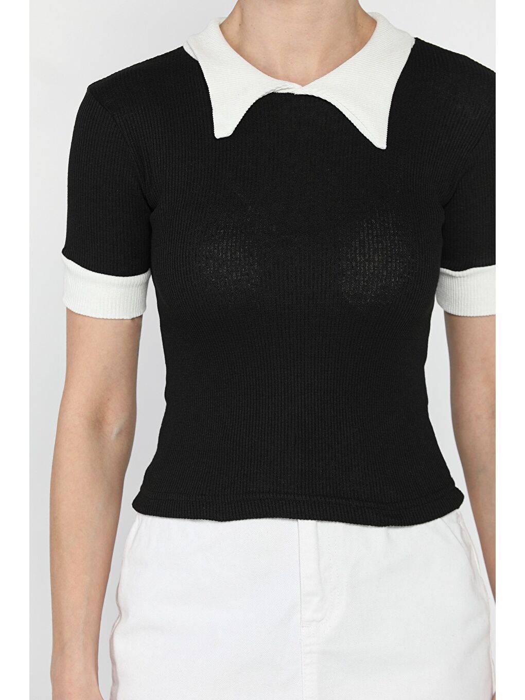 Siyah Kadın Polo Yaka Renk Garnili Kaşkorse Bluz-2