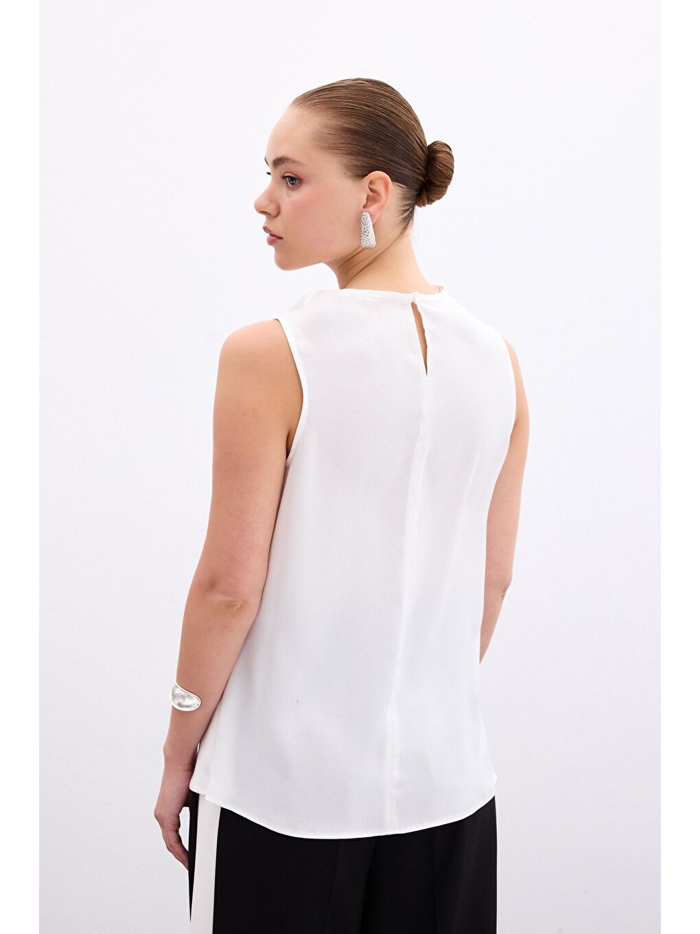 Degaje Yaka Saten Bluz - Ekru-5