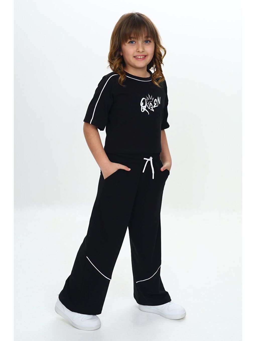 Siyah Kız Çocuk Queen Baskılı Crop Eşofman Takım-1